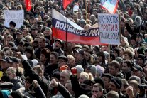 القرم أمام خيار روسيا الحامية أو اوكرانيا