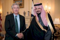 نائب وزير الدفاع السعودي يلتقى تشاك هيغل في واشنطن