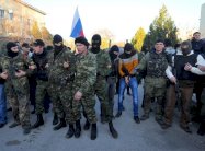 وزير اوكراني يحذر من ازدياد مخاطر اندلاع حرب بين اوكرانيا وروسيا