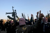 طائفية المالكي ترغم ضباطًا على الارتماء في أحضان القاعدة