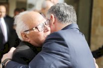 عبدالله الثاني لآل زعيتر: حقكم لن يضيع