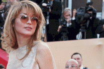 كاريموفا تفجر قنبلة جديدة من الإقامة الجبرية