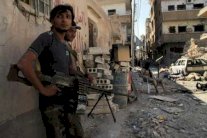 مقاتلو المعارضة السورية يسجلون نقاطًا في معقل الأسد