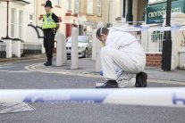 كويتي ينحر ابنته في بريطانيا بلا سبب ويحاول الانتحار