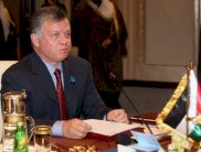 العاهل الأردني يلتقي أمين عام الجامعة العربية