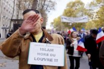 تفشي العنصرية في فرنسا في طبقات المجتمع كافة