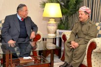 حزب طالباني يواجه الانهيار.. قياداته الوسطى تنضم لبارزاني