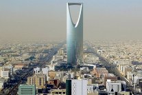 السعودية: قرار وزاري بأنواع العقوبات على مخالفي التعامل مع الوافدين