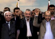 هنية يطلع تركيا وقطر وتونس على اتفاق المصالحة