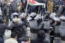 اعمال شغب والقاء زجاجات حارقة على مبان حكومية في معان جنوب الاردن