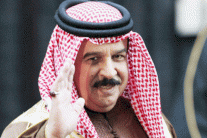 عاهل البحرين يتعهد بصحافة حرة بلا قيود