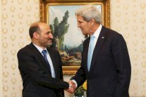 واشنطن تعلن مكتب الائتلاف السوري بعثة أجنبية