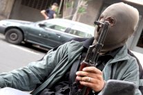  مقاتلون معارضون يوقفون مرشحا سابقا للانتخابات الرئاسية في سوريا 