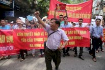 تظاهرات كبيرة ضد الصين في فيتنام بسبب نزاع على منطقة