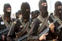 اعتقال 7 أشخاص في فرنسا يشتبه في أنهم قاتلوا في سوريا 