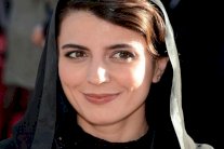 الممثلة الايرانية ليلى حاتمي تعتذر لجرح مشاعر شعبها