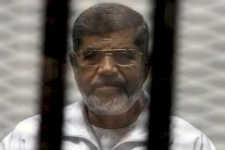 مرسي: تنصيب السيسي 