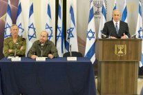 نتانياهو: الإسرائيليون الثلاثة مخطوفون لدى 