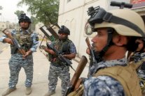 القادة العسكريون لا يمكنهم تحريك جندي دون موافقة المالكي