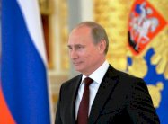 بوتين لتمديد وقف اطلاق النار في أوكرانيا 