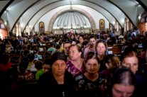 مسيحيو العراق يحتمون بالأكراد من شر المسلحين