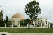 ليبيا تنقل مقر البرلمان إلى بنغازي 