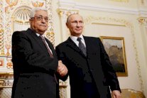 بوتين لعباس: مهتمون باستئناف عملية السلام 