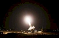 عباس يستغيث: إحموا الشعب الفلسطيني !