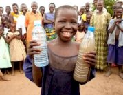 حملة في الامارات تجمع 49 مليون دولار لتوفير مياه صالحة للشرب لسبعة ملايين انسان