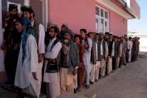  عملية غير مسبوقة لانقاذ المرحلة الانتقالية في افغانستان