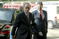 هادي البحرة رئيسًا للائتلاف الوطني السوري المعارض