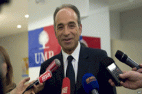 تضارب الطموحات وتصفية حسابات في صفوف اليمين في فرنسا