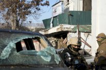 تحقيق حول الاعتداء الانتحاري في أحد أسواق شرق أفغانستان 