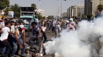 مقتل شخصين في مواجهات بين انصار ومناهضين لمحمد مرسي في القاهرة