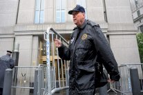 محكمة اميركية تأمر بدفع اموال ايرانية لضحايا اعتداءات