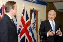 لندن: الحل بعودة السلطة الفلسطينية إلى غزة 