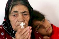 البابا يدافع عن مسيحيي العراق المضطهدين من قبل داعش