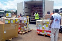 إعلان حالة الطوارئ في سيراليون بعد انتشار وباء ايبولا