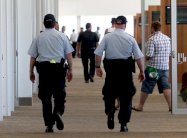 كانبيرا تصدر مذكرتي توقيف بحق جهاديين استراليين