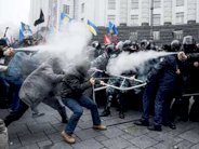 موسكو تقلل من اهمية العقوبات الغربية والمعارك مستمرة في شرق اوكرانيا