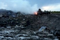 جيش أوكرانيا يعلق هجومه ووصول الخبراء لموقع الطائرة