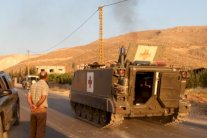 مقتل عشرة جنود لبنانيين و13 مفقودا اثر المعارك قرب الحدود السورية