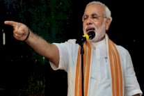 كيري يلتقي مودي لتحسين العلاقات بين البلدين