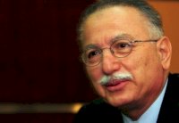 احسان اوغلي منافس اردوغان في الانتخابات الرئاسية التركية يندد بحملة