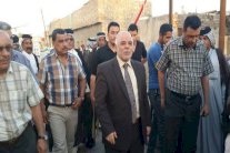 بارزاني يدعم العبادي والقادة العسكريون يبلغونه عدم تدخلهم بالازمة