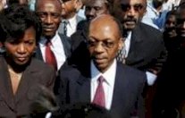 دعوة الرئيس الهايتي السابق اريستيد للمثول مجددا امام القضاء