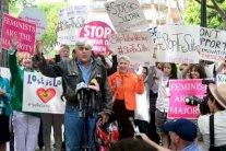 سلطان بروناي يطور