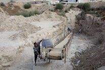 الامم المتحدة تقترح الرقابة على مواد البناء التي تدخل غزة