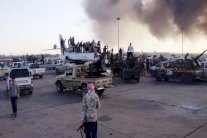 هل بدأ الخروج على 