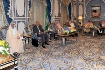 أصدقاء سوريا العرب يقرون رؤى سيبحثونها في الجامعة العربية